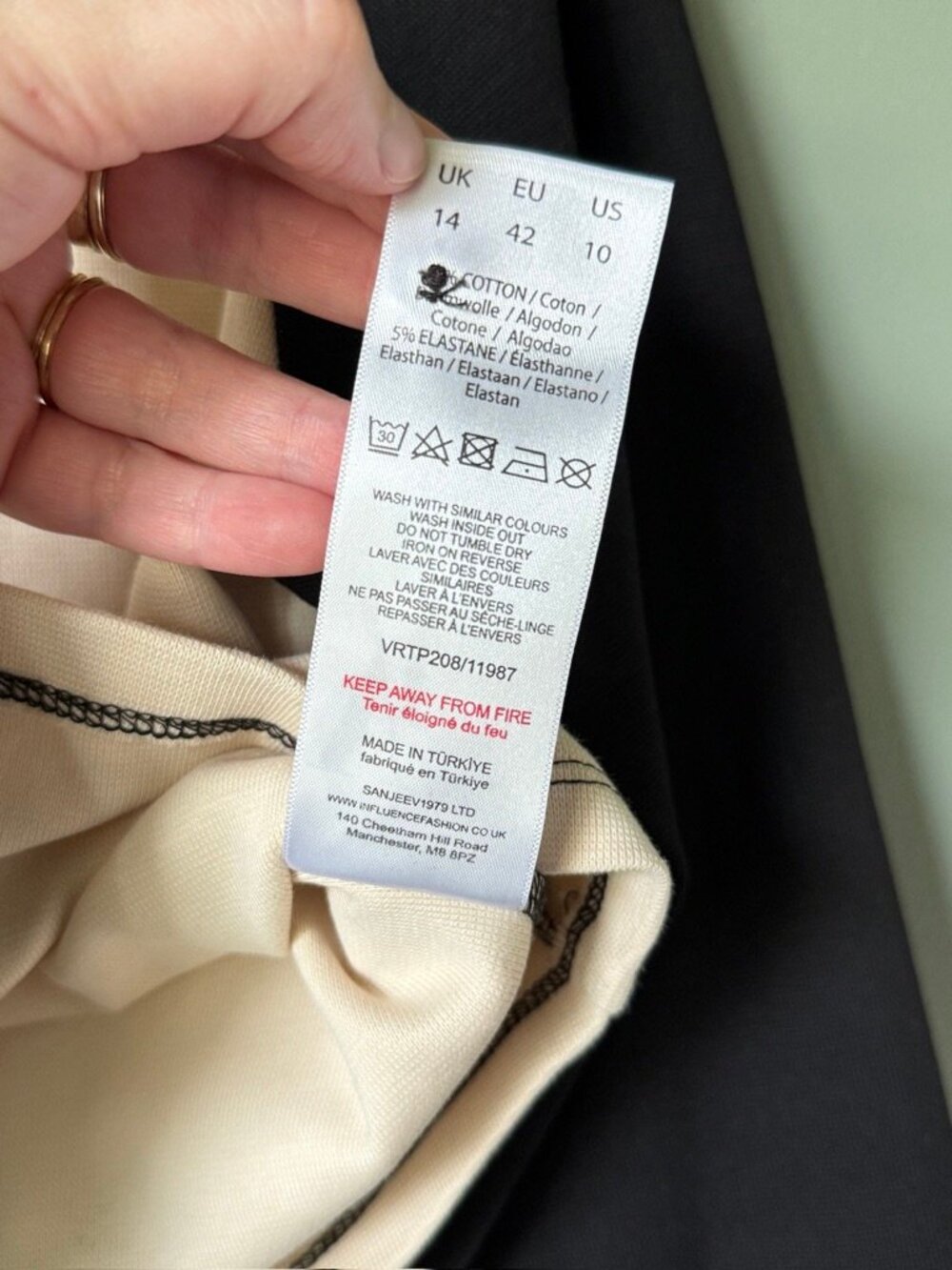Violet Romance spliced top in black and white - UK14/US10 - Picture 8 of 9